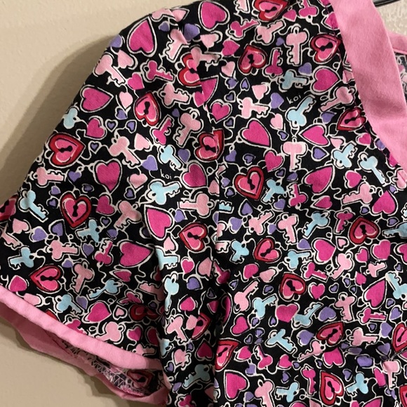 Scrub top - Picture 4 of 4